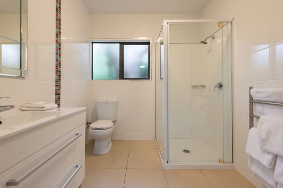 Ground Floor 1-Bedroom - bathroom